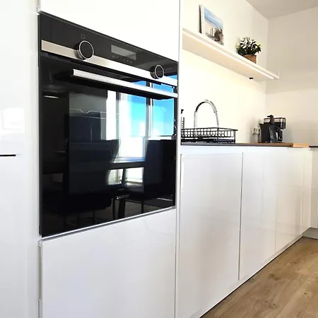 Neubau-ferienwohnung Sandy In Erster Reihe An Der Ostsee * Schönberg in Holstein